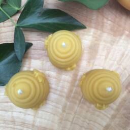 100% Beeswax Candle 3 X Beehive Gift Set - Wedding Favours Stocking Gifts Secret Santa - thumbnail 2