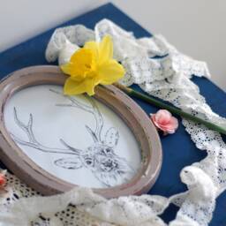 "Oval Picture Frame, Wall Photo Oval Handcrafted Wood Home Decor Frame For ""Sevilla" - thumbnail 3