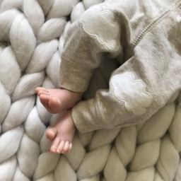 "Chunky Knit Baby Blanket. The Finest 100% Merino Wool. Handmade in The Usa. Size 25""x45" - thumbnail 2