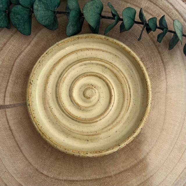 Handmade Ceramic Soap Dish Ridged Stoneware Shampoo Bar Holder