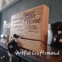 Personalized Oak Wood Key Holder - Wall-Mounted Rack With Engraving Home Sweet Gift - thumbnail 2