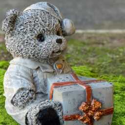 Holiday Bear With Gift Sculpture Cute Statue Handmade Winter Figurine Outdoor Animal Ornament Garden Festive Decoration Porch Art - thumbnail 4