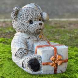 Holiday Bear With Gift Sculpture Cute Statue Handmade Winter Figurine Outdoor Animal Ornament Garden Festive Decoration Porch Art - thumbnail 3