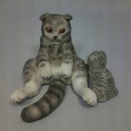 Scottish Fold Cat Figurine(Adult Cat + Kitten - thumbnail 3