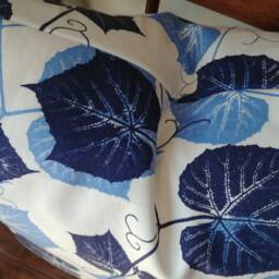 Navy & White Botanical Pillow Cover, Leaf Print Cushion Cover in Periwinkle Blue - thumbnail 3