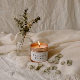 French Pear Handmade, Soy Wax, Vegan, Eco Friendly Candle - thumbnail 2