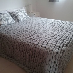 Super Chunky Blanket. Giant Knitted Merino Wool Throw. Big Yarn. Grande Punto. Fashion Trend - Big Stitch Blanket Cloud Color - thumbnail 2