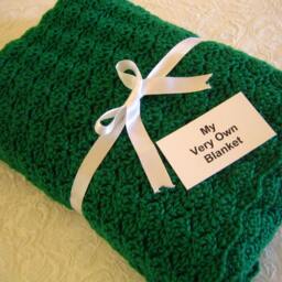 Emerald Green Hand Crocheted Baby Blanket - thumbnail 2