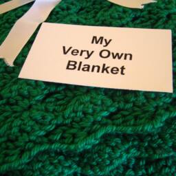 Emerald Green Hand Crocheted Baby Blanket - thumbnail 3