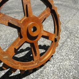 Large Wooden Gears, Faux Rusty Iron Gear 22 - thumbnail 3