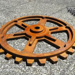 Large Wooden Gears, Faux Rusty Iron Gear 22 - thumbnail 2