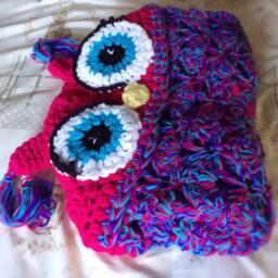 Hooded Crochet Owl Blanket, Chunky Cosy Throw, Handmade in UK - thumbnail 3