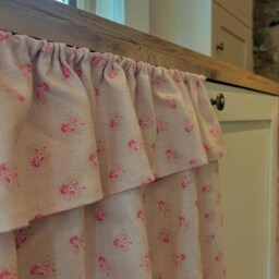 Floral Sink Curtains, Cottage Style Cabinet Curtain - thumbnail 3