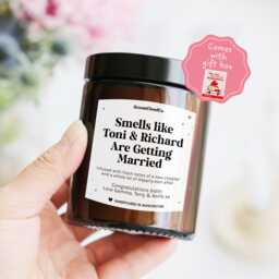 Personalized Engagement Candle Gift For Friends Sister Colleague - Congratulations Engaged Couple Smells Like Getting Married - thumbnail 1