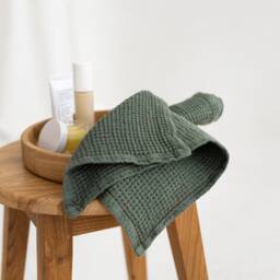 Linen Face Cloth Set Of 2, Waffle Towel, Compact Foldable Bath Small Guest Towel - thumbnail 3
