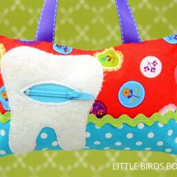 Tooth Fairy Pillow - Lazy Day Floral Print in Navy Blue By Lori Whitlock For Riley Blake - thumbnail 3