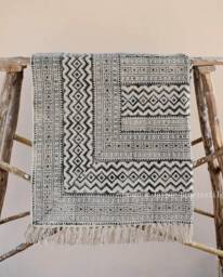 Large Block Printed Cotton Dhurrie Rug, Bohemian Decor - 4x6 Ft - thumbnail 1
