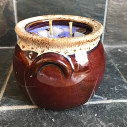 White Tea & Ginger Scented Palm Wax Candle in A Brown Drip Glaze Ceramic Bowl - thumbnail 2