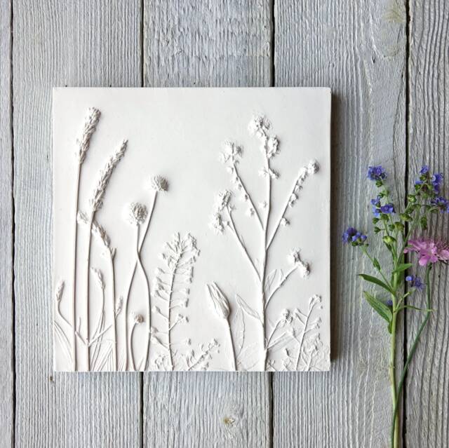 Late Summer Plaster Cast Flower Plaque 20x20cm - image 1
