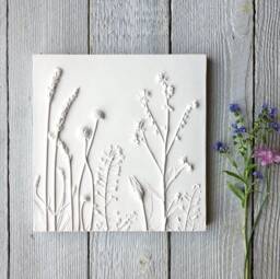 Late Summer Plaster Cast Flower Plaque 20x20cm - thumbnail 1