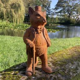 Large Metal Rusty Cast Iron Mr. Fox Garden Ornament Statue - thumbnail 4