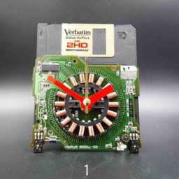 Recycled Computer Board Clock Tech Geek Desk Accessory - thumbnail 2