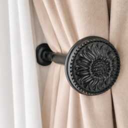 Matt Black Flower Metal Curtain Holdback - 120mm Tieback, Pullback, Drapery Holder, Tie - Set Of 1 - thumbnail 3