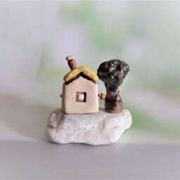 Miniature Ceramic House Sculpture Clay Olive Tree & Bird On Quartz Stone - thumbnail 4