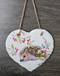 Hedgehog Slate Heart Wall Hanging - Rustic Woodland Decor With Winter Berries
