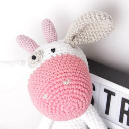 Cuddly Cow Crochet Elsa - thumbnail 2