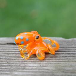 Small Kraken Glass Octopus Glass Figurine - thumbnail 3