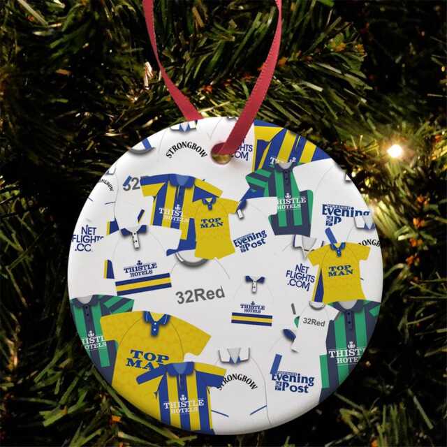 Leeds Kit Mash Retro Shirt Christmas Tree Decoration Bauble Flat Ceramic Great Gift Utd United Football Gifts Printed in UK