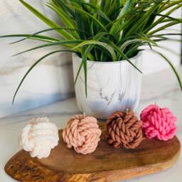 Bandu Knot - Candle Set- Home Decor Housewarming Gift Decorative Geometric Black Owned Business - thumbnail 2