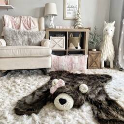 Brown Bear Rug in Faux Fur For Forest Animal Nursery - thumbnail 2