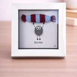 Burnley Gift For Football Fan - Handmade Pebble Art Frame Supporter Decor Unique Keepsake - thumbnail 3