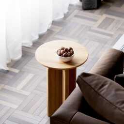 Solid Oak Round End Table Modern Minimalist Side Table - thumbnail 3