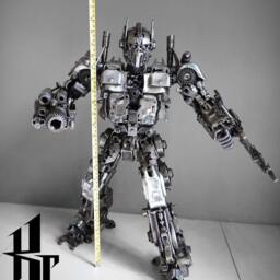 Recycled Metal Brave Robot - Medium Item - thumbnail 4