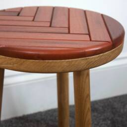 Oak Herringbone Round Table Solid Wood Accent Table - thumbnail 4