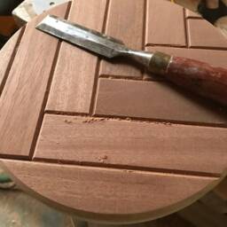 Oak Herringbone Round Table Solid Wood Accent Table - thumbnail 3
