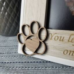 Pet Photo Personalised Frame, Memorial Lost Loved Dog, Cat, Animal Rip, Angel Furbaby, Feather & Paw Print Design, Add Any Text, 3D Design - thumbnail 3