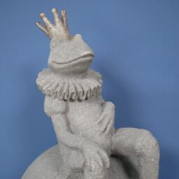 Quirky Resin Frog Prince Ornament Set - Home Or Garden Decor - thumbnail 2