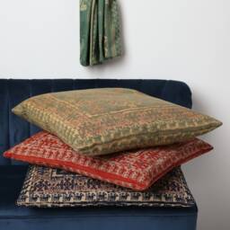 Hand-Woven Kilim Cushion Cover Turkish Moroccan Style Traditional Vintage Design - thumbnail 2
