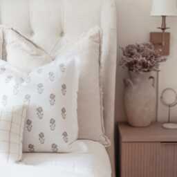 Hand Block Floral Fringe Pillow Cover - Print, Neutral, Modern Farmhouse Style - Grace - thumbnail 2
