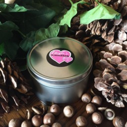 Handmade Firewood 16 Oz Soy Candle in Metal Tin - thumbnail 2