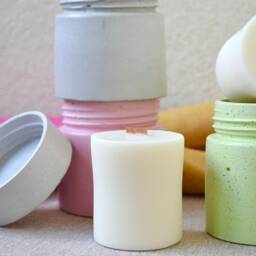 Round 5 Oz Scented Candle Jar Refill, Eco Friendly Insert, Crackling Soy Wax Vessel Replacement Available in Different Scents - thumbnail 3