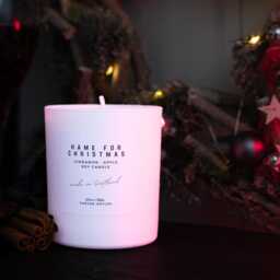 Hame For Christmas Cinnamon Apple Soy Candle Scottish Gift Hygge Luxury Made in Scotland - thumbnail 2