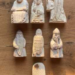 Lewis Chessmen Replica Knights - Hand Carved Antler Chess Pieces Viking Medieval Set - thumbnail 2