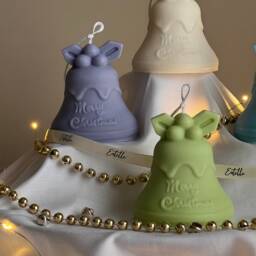 Handmade Christmas Bell Soy Candle - Holiday Home Decor - thumbnail 2