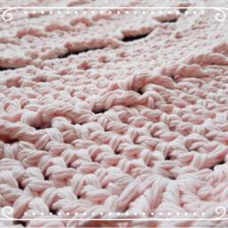 Carpet - Minoux 120 cm in Powder/Pale Pink - thumbnail 3