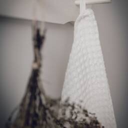 White Linen Waffle Towel Set Soft Stonewashed Cotton Blend - thumbnail 3